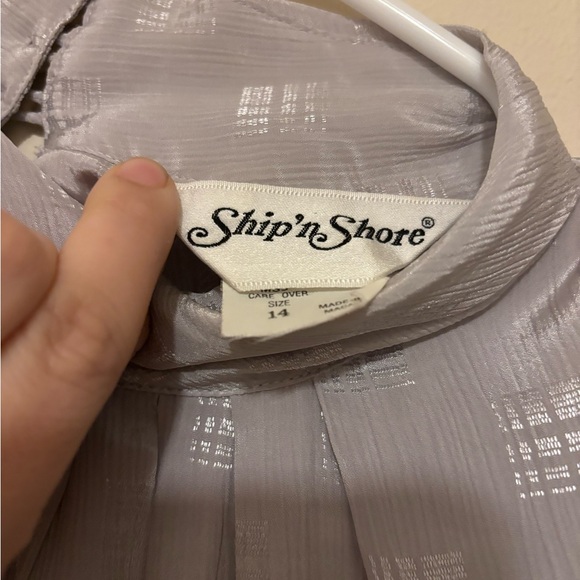 Vintage Ship’n Shore Silver Metallic Blouse - Picture 4 of 7